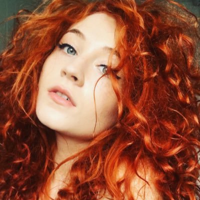Janet Devlin Profile| Contact Details (Phone number, Email, Instagram ...